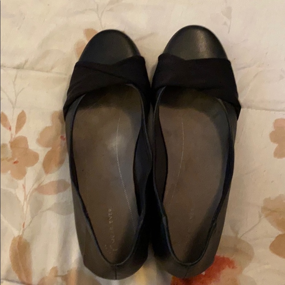 Women’s flats